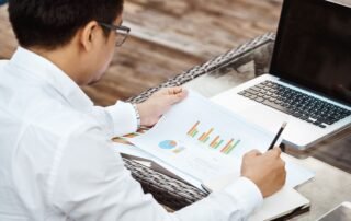 Financial Advisor Tugas, Peran, dan Pentingnya bagi Bisnis